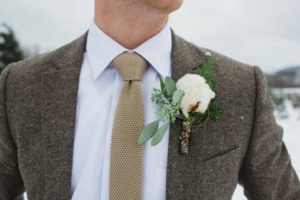 groom's attire