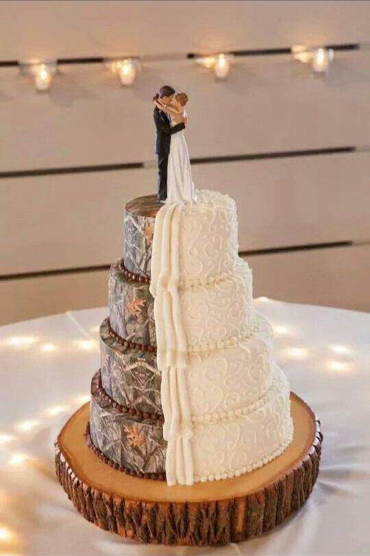 his and her wedding cakes