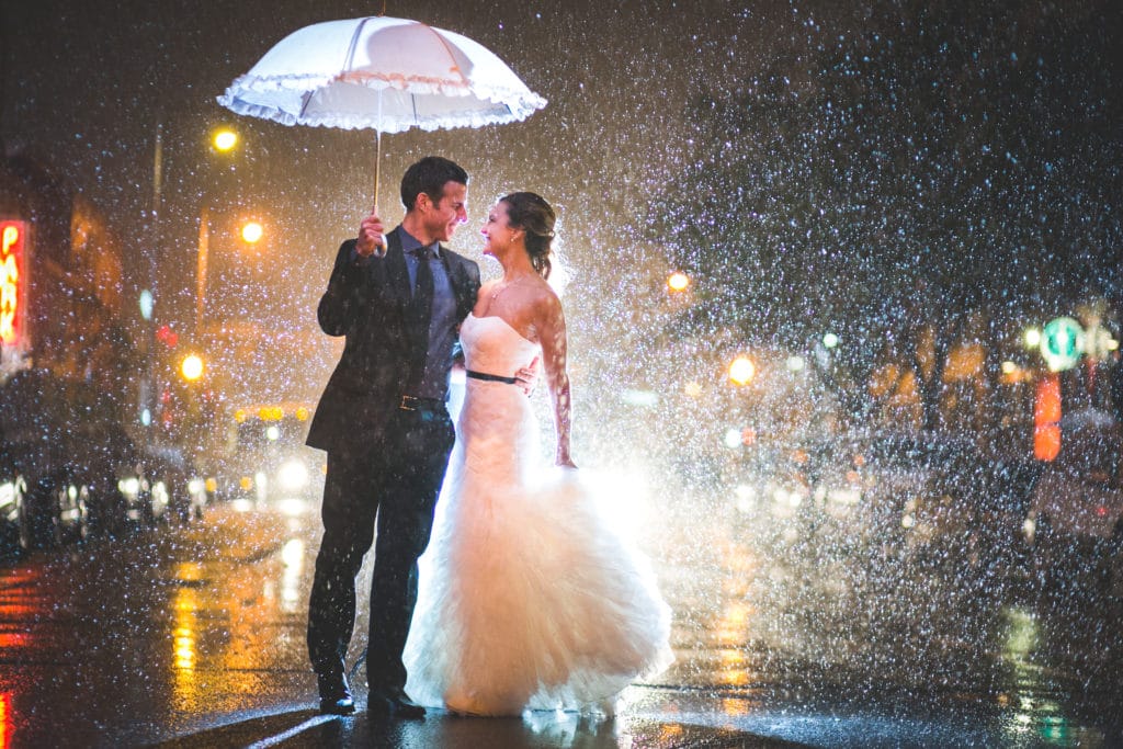 rainy wedding photos