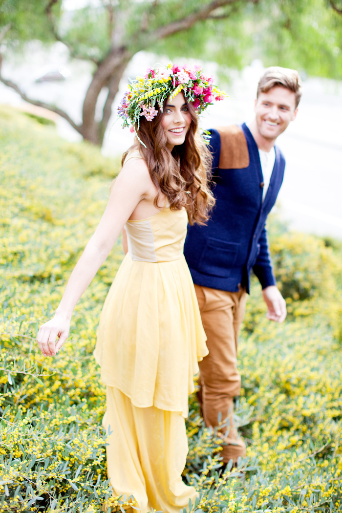 spring engagement photo outfits