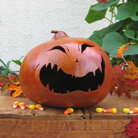 21 Epic Jack-O-Lanterns That Will Inspire You This Halloween